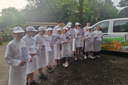 Abschluß Schuljahr 2023/24 mit Übergabe der Zertifikate