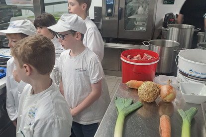 Monatstreffen 2 SK Technology Roding