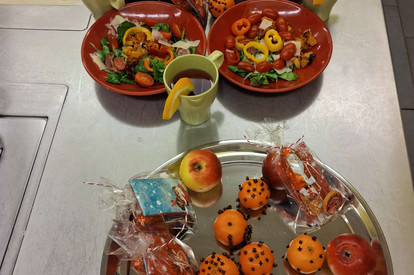 Bergsteiger Feldsalat, Kinderpunsch und Duftmandarine