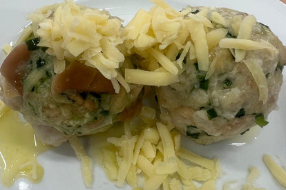 Bärlauchknödel mit Käse und Butter