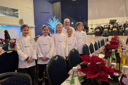 Weihnachtsevent: Helf mer zamm von Bernd Regenauer