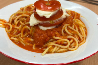 Nudeln mit Gemüseleuchtturm