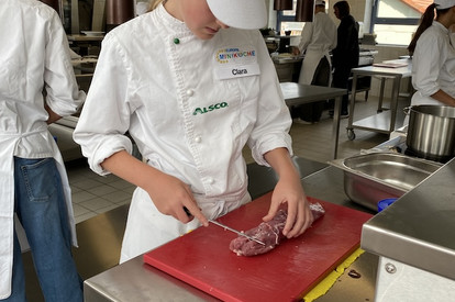 Geschnetzeltes mit Pilzen und selbstgeschabte Spätzle