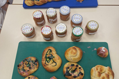 Osterbrot und Hasenmarmelade