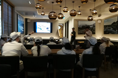 Monatstreffen 05 im Paulaner Wirtshaus-Alpenkulinarik-Thema Fisch